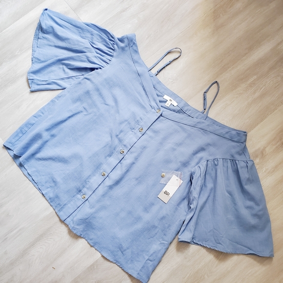 NWT BP. off shoulder top - Picture 6 of 9